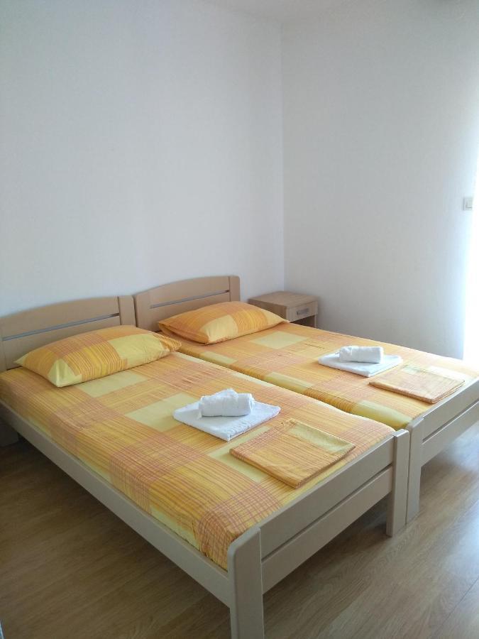 Apartments Vrsalovic Bol Extérieur photo