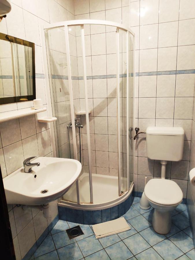 Apartments Vrsalovic Bol Extérieur photo