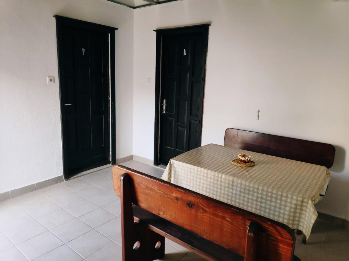 Apartments Vrsalovic Bol Extérieur photo